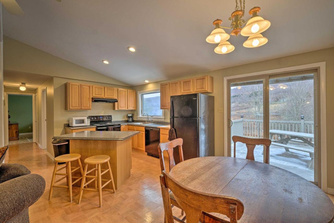 Quiet Catskills Getaway With Deck And Mtn Views New Kingston Eksteriør billede