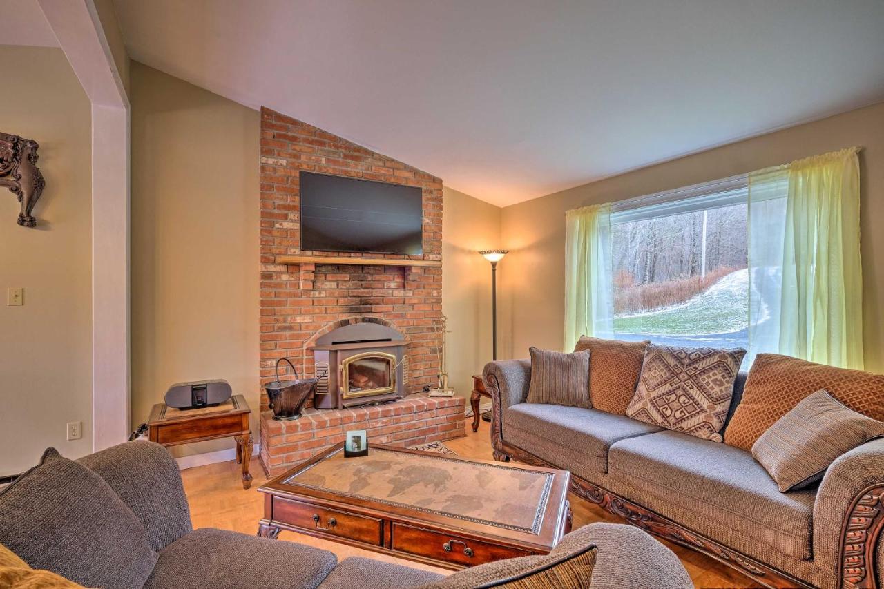 Quiet Catskills Getaway With Deck And Mtn Views New Kingston Eksteriør billede
